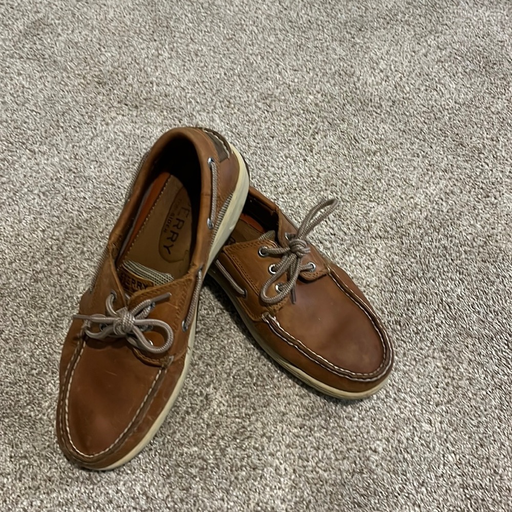 Sperry leather shoes